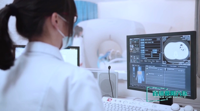 【直通襄陽(yáng)六醫(yī)】當(dāng)肌無(wú)力遇上胸腺瘤 微創(chuàng)手術(shù)“一站式”解決