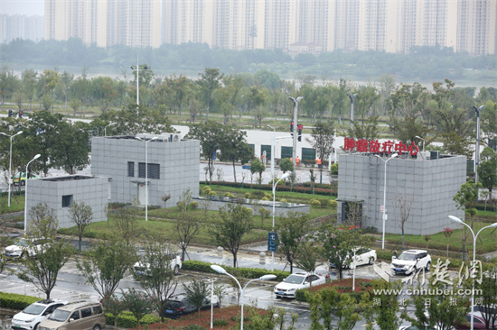 【荊楚網(wǎng)】襄州患者不必舍近求遠(yuǎn) 襄陽市第六人民醫(yī)院腫瘤放療中心試運行